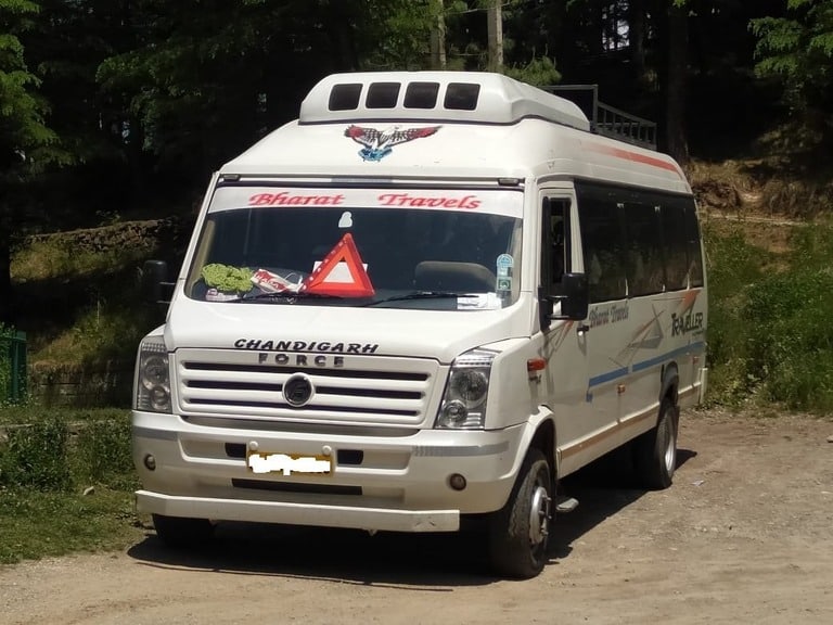 17 Seater Tempo Traveller in Chandigarh