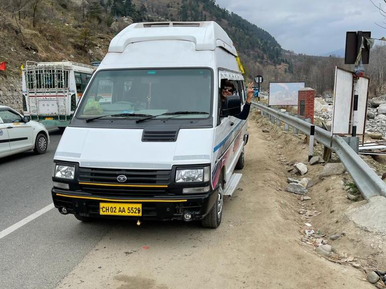 9 Seater Tempo Traveller in Chandigarh