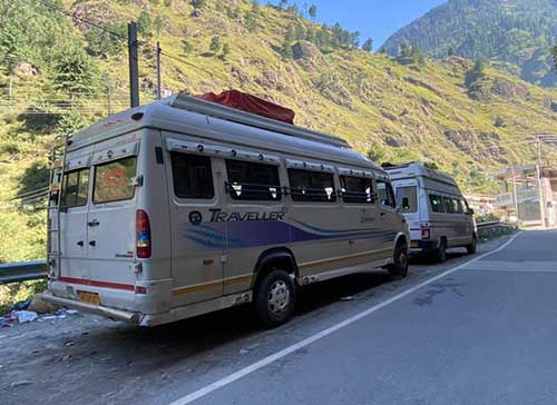 9 seater tempo traveller in Chandigarh